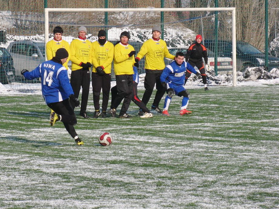 Sparing BKS Stal - LKS Niwa Nowa Wieś
